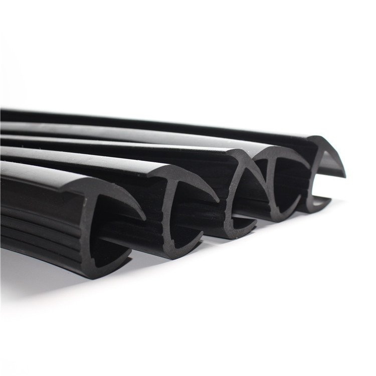 发泡橡胶密封条的特性及用途